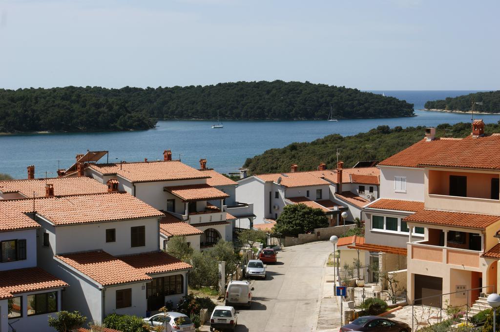 Apartments Cezar Vinkuran Exterior foto