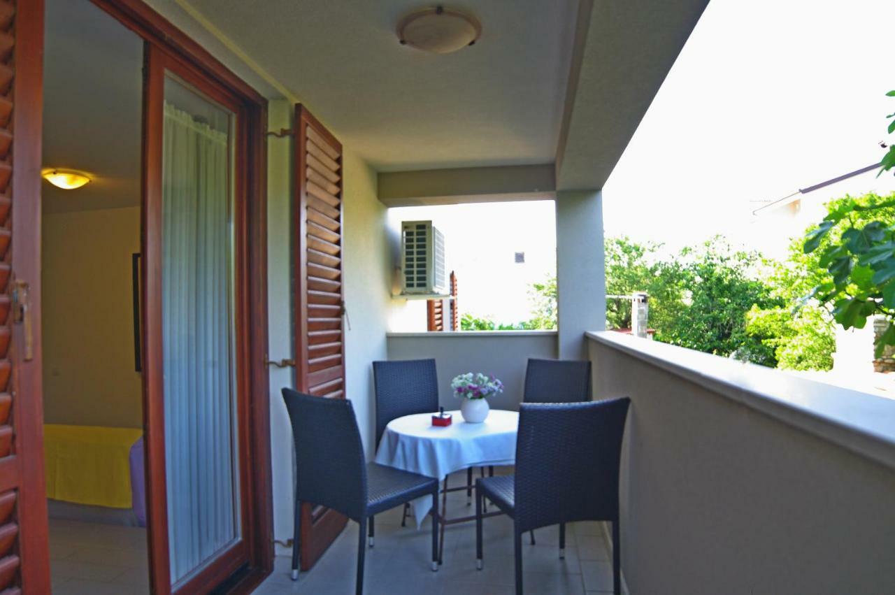 Apartments Cezar Vinkuran Exterior foto