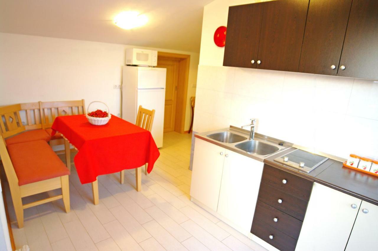 Apartments Cezar Vinkuran Exterior foto