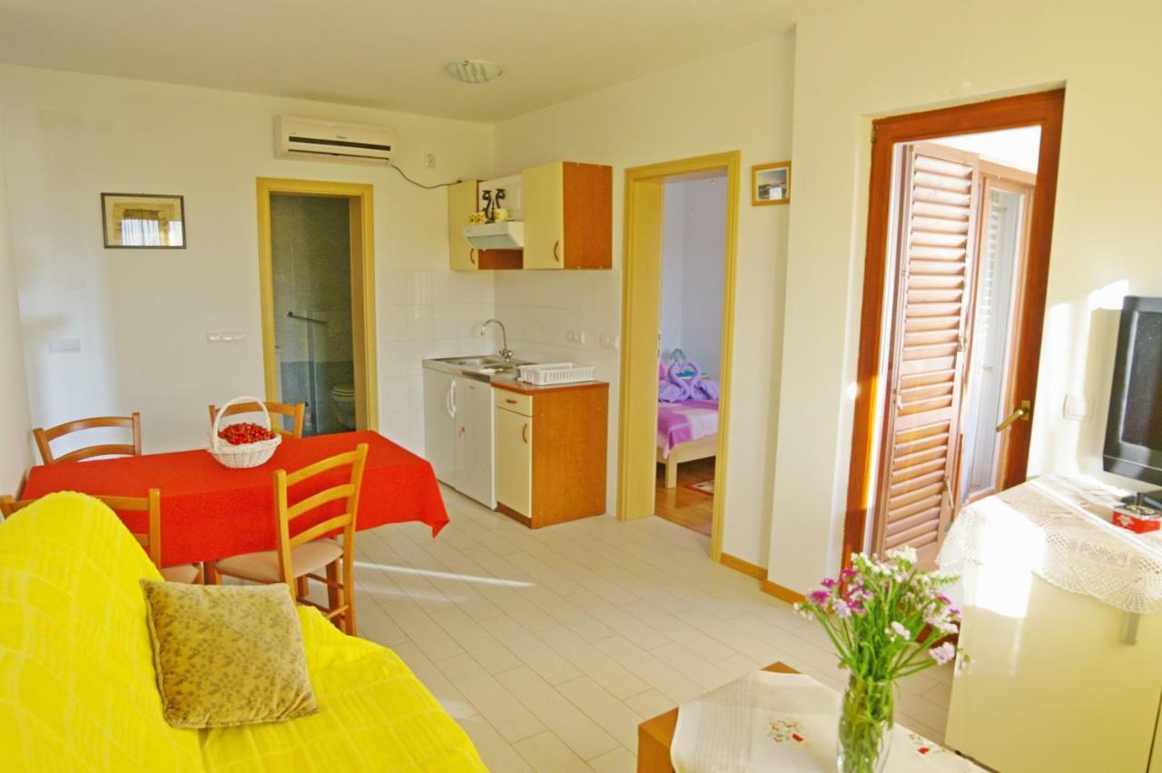 Apartments Cezar Vinkuran Exterior foto